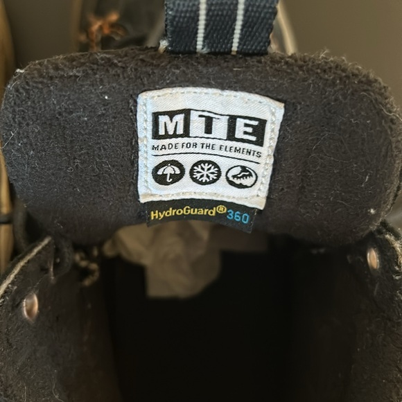 Van’s Off the Wall MTE Women’s size 8 - Picture 8 of 10